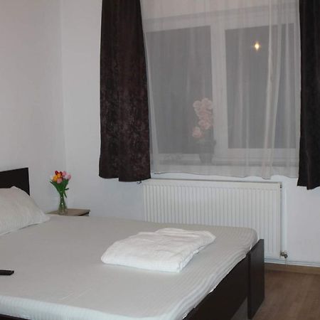 شقة Apartament Dania & Petru Tîrgu Ocna المظهر الخارجي الصورة
